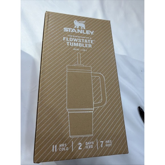 Stanley Collector Cup Bluey 40oz Quencher H2.0 - Picture 6 of 11